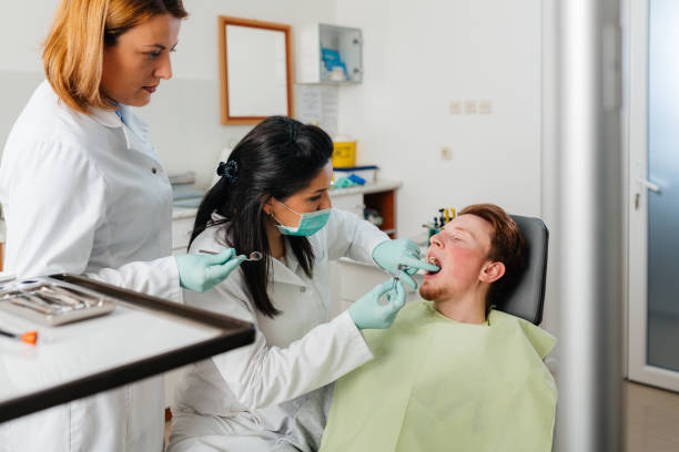 Best Weekend Emergency Dentist in Laurinburg, NC